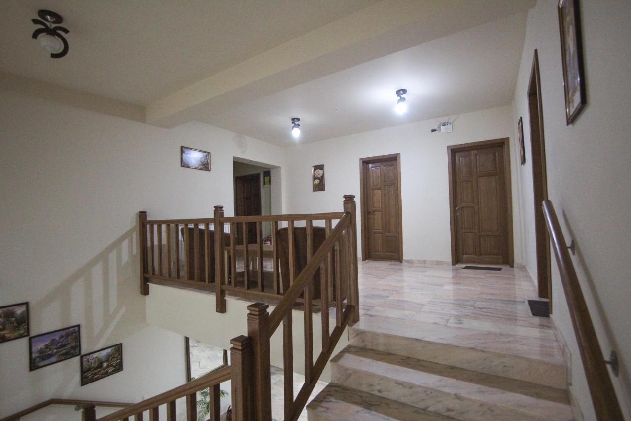 Teju Hotels Слэник Экстерьер фото