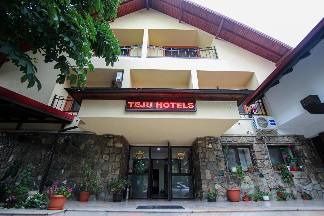 Teju Hotels Слэник Экстерьер фото