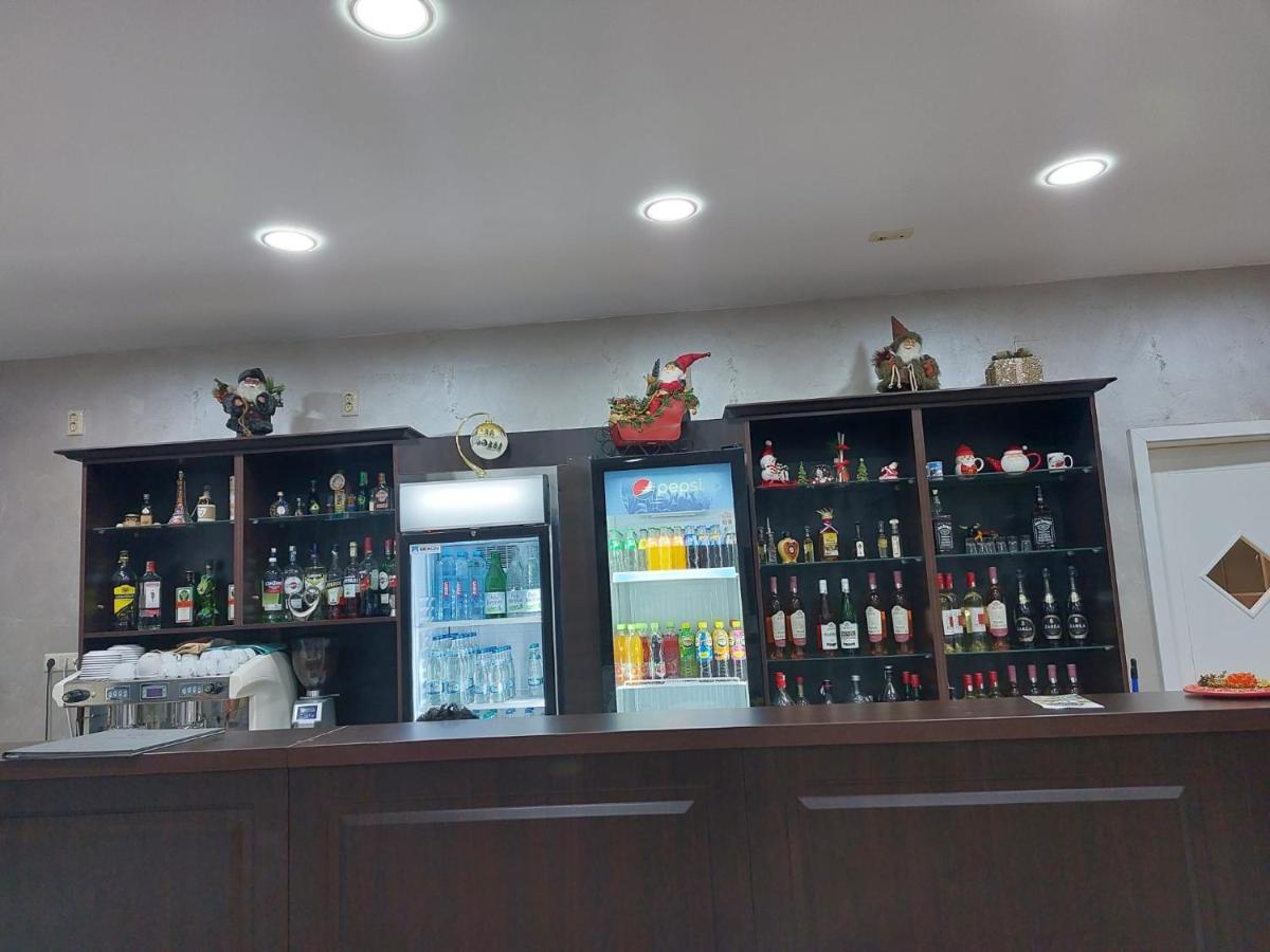 Teju Hotels Слэник Экстерьер фото